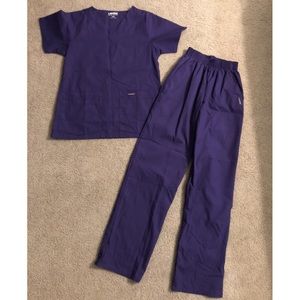Landau Grape scrubs SET